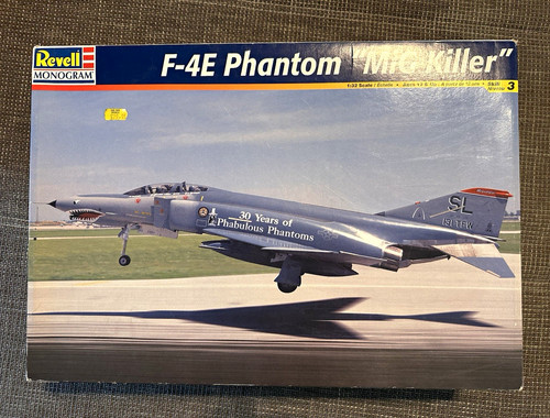 Revell monogram phantom - monogram,