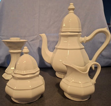 hübsches Set Kaffeekanne