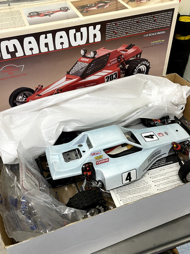Kyosho tomahawk 2wd rc - kyosho, 1/10