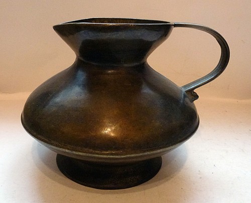 Schwerer krug kanne aus verm - kanne,