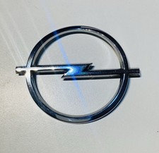 Opel Kadett E Motorhauben Logo