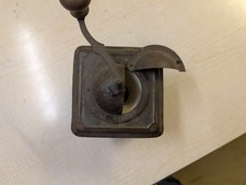 Antike Metall Kaffeemühle