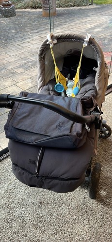 Kinderwagen mit viel zubehör - zubehör,