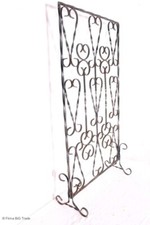 Verzierter Kaminschild