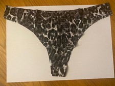 Hauchdünner tanga bzw string - hauchdünner, bzw.