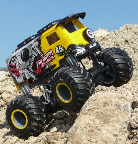 Big wheel monster bus mit - monster,