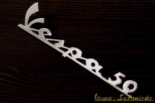 Vespa emblem schriftzug - emblem,