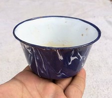 Vintage Blau & Weiß Design