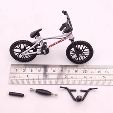 Finger bike flick trix - flick,