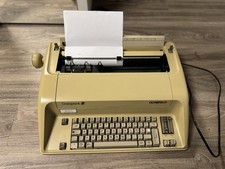 Olympia Compact Schreibmaschine Vintage Typewriter