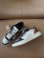 Sneaker Replay