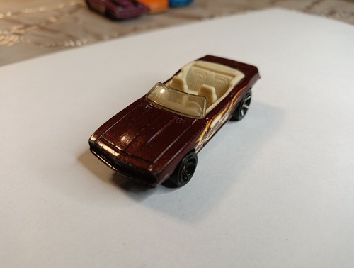 Hot wheels chevy camaro - hot,