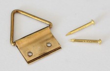 Bilderhaken vermessingt 18x22mm • 10 Stück inkl Nägel