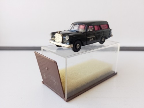 Brekina 1853 mercedes 190 - 1853,