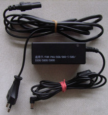 Netzteil 9.0V 1A AC/DC Adapter mit Hohlstecker gewinkelt Stromnetzteil 9,0 V 1 A