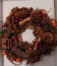 Türkranz Naturschmuck Tannenzapfen Beeren Waldkranz Deko Kranz