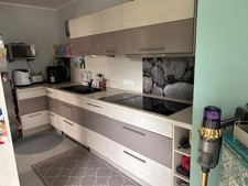 Hochwertige, 10 Jahre alte Küche