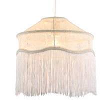 Schicker weißer Spitzenstoff