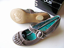 MJUS bei AIRSTEP echt LEDER