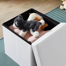 Sitzhocker mit Stauraum