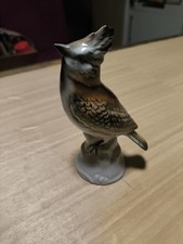 Porzellanfigur, die eine