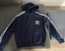 Adidas Sweatjacke mit Kapuze