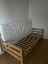 Bett Kiefer massiv  natur lackiert  mit Lattenrost  90x200 cm ,  Abholung 66459