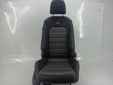 5Q4881106Q RECHTER VORDERSITZ