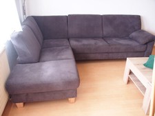 Eckcouch; Holzfüße; Stoffbezug-fleckenabweisend-grau;