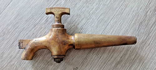 Antiker bierzapfhahn aus - antiker,