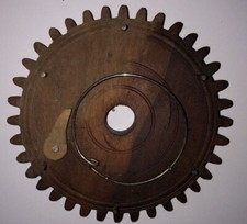 Zahnrad für Holzräderuhr - Schwarzwalduhr mit Sperrhebel II