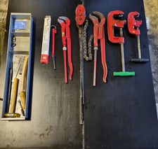 Installationswerkzeuge,Rohrschneider, Rohrzange,Kettenrohrzange,Standhahnzange