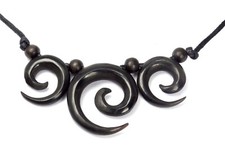 😏 Schwarzes Horn drei