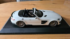 Mercedes BRABUS 700 SLS AMG BITURBO Roadster Edition 2013 weiss Minichamps 1:18