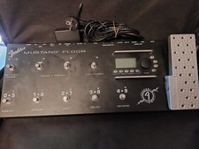 FENDER Mustang Floor Multieffekt