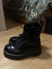 Dr. Martens Plateau Stiefel