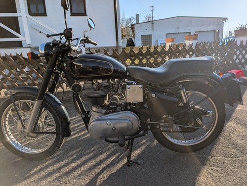 Royal enfield bullet - royal,