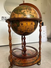 Globusbar / Hausbar im antiken Stil – dekorative Minibar