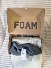 adidas yeezy foam runner