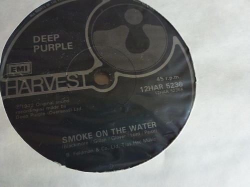 Deep purple smoke on - smoke,