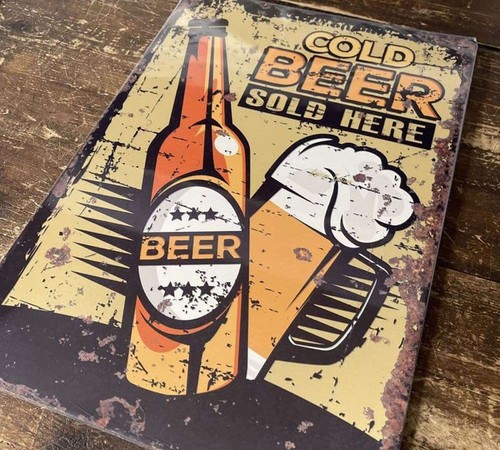 Vintage kaltes bier hier - vintage,