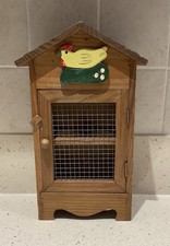 VINTAGE KLEINES HÜHNEREIHAUS