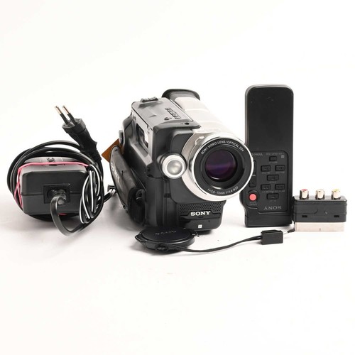 Sony ccd trv208e pal - pal, hi8