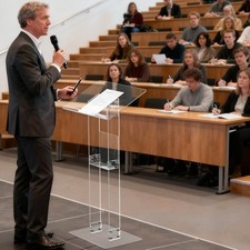 Stehpult Rednerpult
