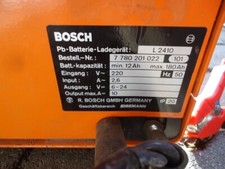 Ladegerät Bosch L2410  6V- 24V max 180 Ah  Werkstattauarüstung