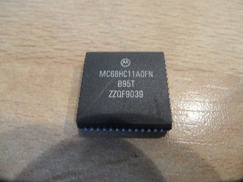 Ics motorola mc6bhc11a0fn - ,
