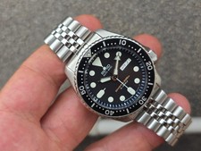 Seiko SKX007J Automatic Diver's Japan Made SKX007J1 - DISCONTINUED NOV. 2013