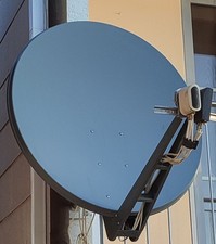 Gibertini Sat Antenne 100cm XP Alu Anthrazit + Multifeedhalter mit 2 lnb