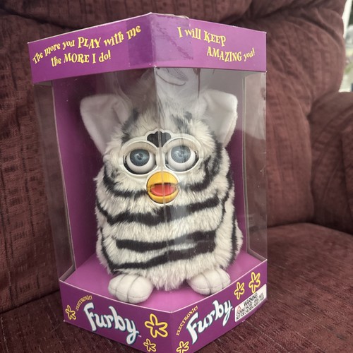 Vintage furby new in - -,