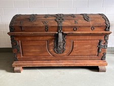 Eichentruhe mit beschlägen - eichentruhe,
